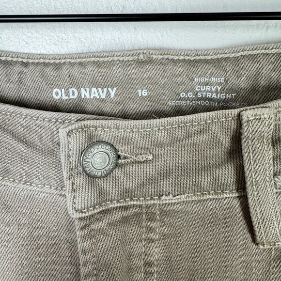 Old Navy | High Rise Curvy O.G. Straight Secret Smooth Pockets Beige Ankle Jeans - Picture 5 of 8